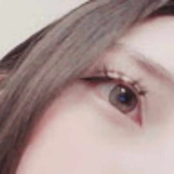 Meet your Posher, Bea - Picture 1 of 1